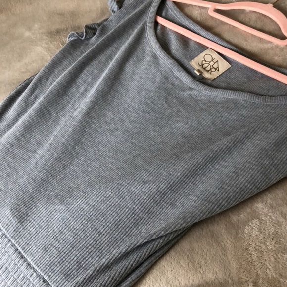 Chaser | Light Gray Cozy Rib Romper. Size Medium. - Picture 10 of 10